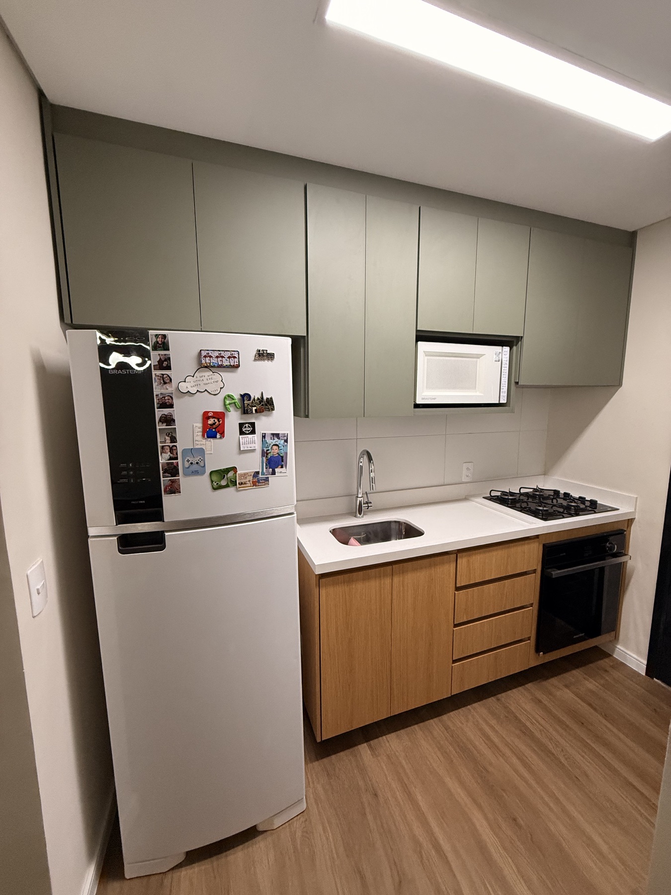 Cozinha planejada compacta